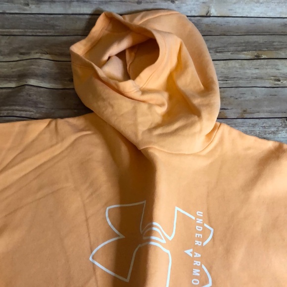 Under Armour hoodie. Size small. - Picture 4 of 4